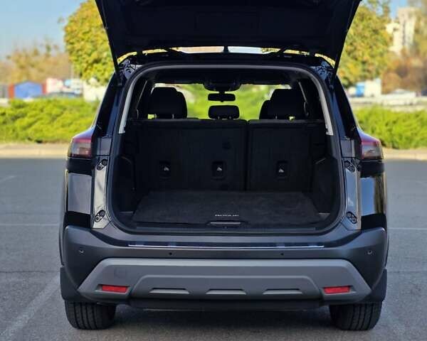 Черный Ниссан Rogue, объемом двигателя 1.5 л и пробегом 31 тыс. км за 22500 $, фото 19 на Automoto.ua