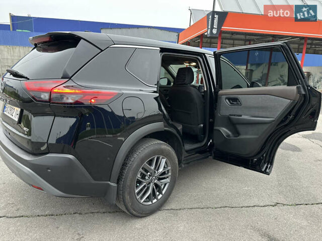 Чорний Ніссан Rogue, об'ємом двигуна 1.5 л та пробігом 84 тис. км за 22500 $, фото 15 на Automoto.ua