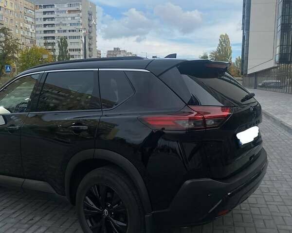 Чорний Ніссан Rogue, об'ємом двигуна 1.5 л та пробігом 11 тис. км за 27900 $, фото 5 на Automoto.ua