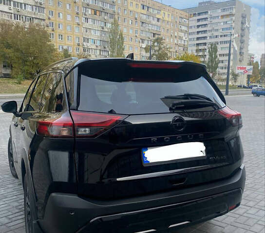 Чорний Ніссан Rogue, об'ємом двигуна 1.5 л та пробігом 11 тис. км за 27900 $, фото 3 на Automoto.ua