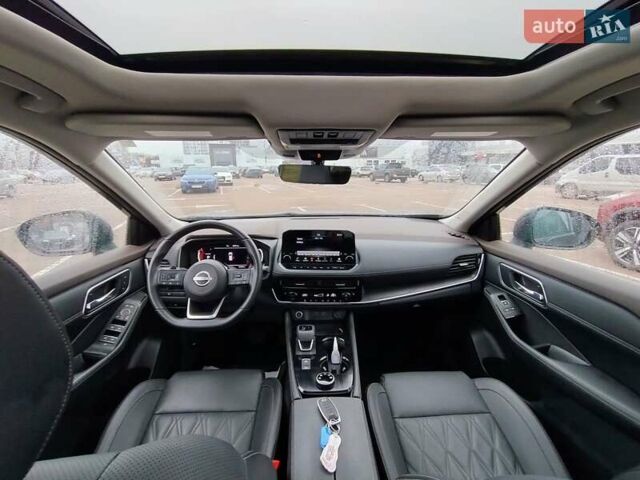 Черный Ниссан Rogue, объемом двигателя 1.5 л и пробегом 16 тыс. км за 27500 $, фото 5 на Automoto.ua