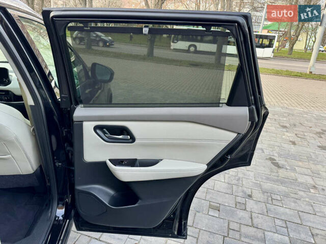 Черный Ниссан Rogue, объемом двигателя 1.5 л и пробегом 90 тыс. км за 22200 $, фото 32 на Automoto.ua