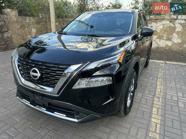 Черный Ниссан Rogue, объемом двигателя 1.5 л и пробегом 19 тыс. км за 24999 $, фото 9 на Automoto.ua