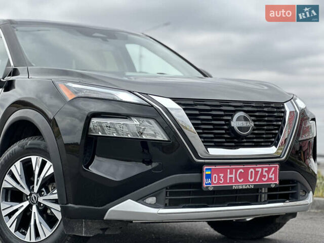 Черный Ниссан Rogue, объемом двигателя 1.5 л и пробегом 75 тыс. км за 22999 $, фото 11 на Automoto.ua