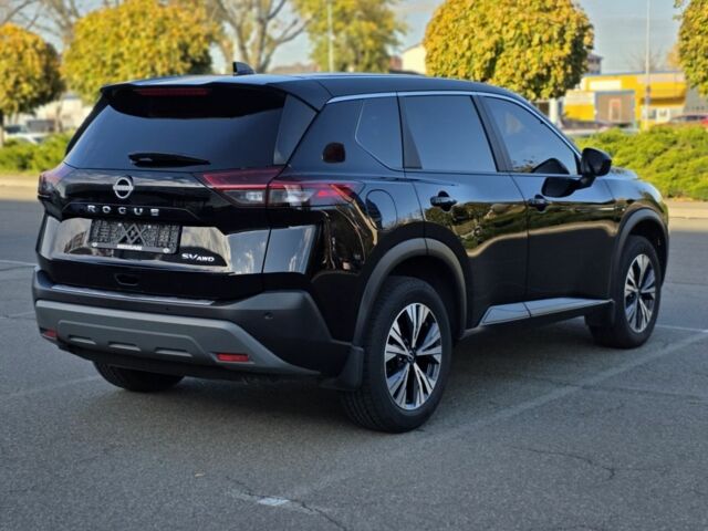 Чорний Ніссан Rogue, об'ємом двигуна 1.5 л та пробігом 30 тис. км за 539 $, фото 3 на Automoto.ua