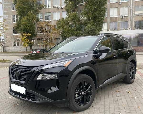 Чорний Ніссан Rogue, об'ємом двигуна 1.5 л та пробігом 11 тис. км за 27900 $, фото 7 на Automoto.ua