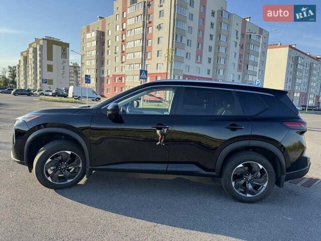 Ніссан Rogue 2023 у Вінниці на Automoto.ua Чорний Ніссан Rogue, об'ємом двигуна 1.5 л та пробігом 23 тис. км за 27000 $, фото 1 на Automoto.ua