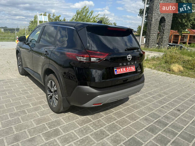 Черный Ниссан Rogue, объемом двигателя 0 л и пробегом 7 тыс. км за 23100 $, фото 5 на Automoto.ua