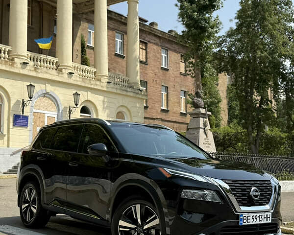Черный Ниссан Rogue, объемом двигателя 1.5 л и пробегом 24 тыс. км за 27300 $, фото 1 на Automoto.ua