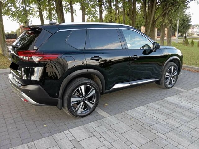 Чорний Ніссан Rogue, об'ємом двигуна 1.5 л та пробігом 11 тис. км за 21000 $, фото 4 на Automoto.ua