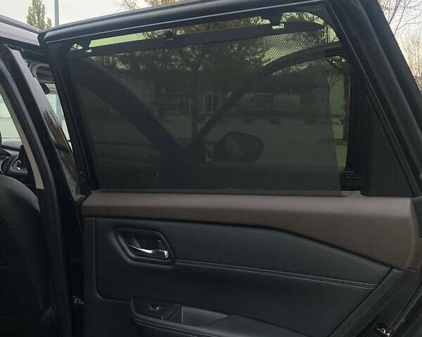 Чорний Ніссан Rogue, об'ємом двигуна 1.5 л та пробігом 11 тис. км за 27900 $, фото 9 на Automoto.ua