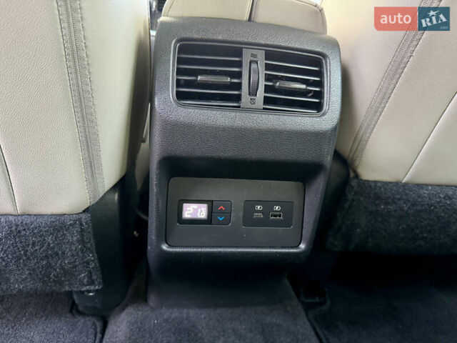 Черный Ниссан Rogue, объемом двигателя 1.5 л и пробегом 90 тыс. км за 22200 $, фото 56 на Automoto.ua