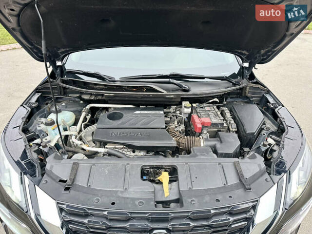 Чорний Ніссан Rogue, об'ємом двигуна 1.5 л та пробігом 84 тис. км за 22500 $, фото 17 на Automoto.ua