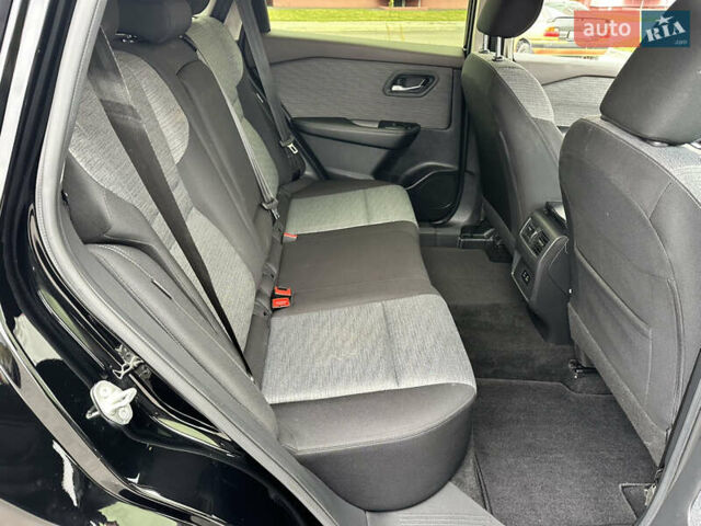 Черный Ниссан Rogue, объемом двигателя 1.5 л и пробегом 75 тыс. км за 22999 $, фото 57 на Automoto.ua