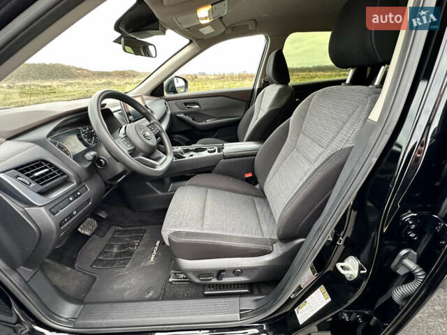 Черный Ниссан Rogue, объемом двигателя 1.5 л и пробегом 75 тыс. км за 22999 $, фото 39 на Automoto.ua