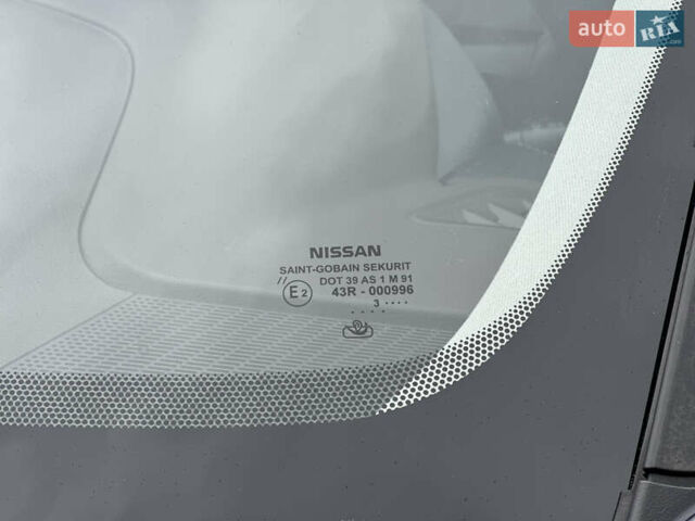 Черный Ниссан Rogue, объемом двигателя 1.5 л и пробегом 75 тыс. км за 22999 $, фото 28 на Automoto.ua