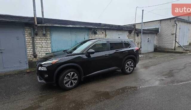 Чорний Ніссан Rogue, об'ємом двигуна 1.5 л та пробігом 90 тис. км за 20800 $, фото 12 на Automoto.ua