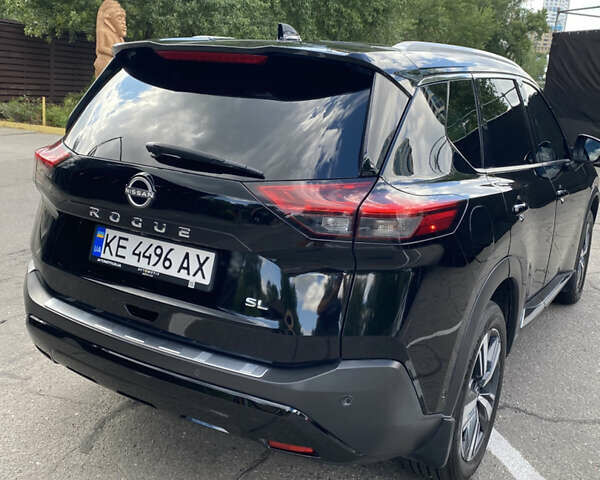 Черный Ниссан Rogue, объемом двигателя 1.5 л и пробегом 93 тыс. км за 25490 $, фото 7 на Automoto.ua