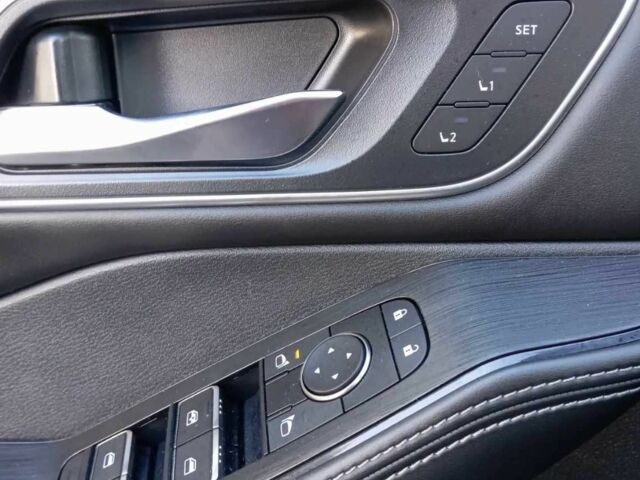 Чорний Ніссан Rogue, об'ємом двигуна 1.5 л та пробігом 11 тис. км за 21000 $, фото 18 на Automoto.ua