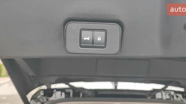 Чорний Ніссан Rogue, об'ємом двигуна 1.5 л та пробігом 42 тис. км за 26500 $, фото 25 на Automoto.ua