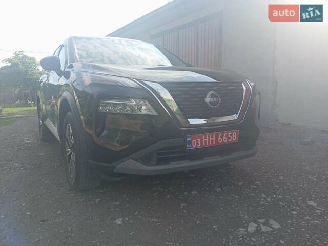 Чорний Ніссан Rogue, об'ємом двигуна 0 л та пробігом 16 тис. км за 20500 $, фото 1 на Automoto.ua
