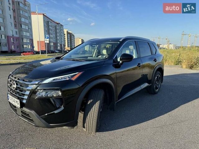 Ніссан Rogue 2023 у Вінниці на Automoto.ua Чорний Ніссан Rogue, об'ємом двигуна 1.5 л та пробігом 23 тис. км за 27000 $, фото 2 на Automoto.ua