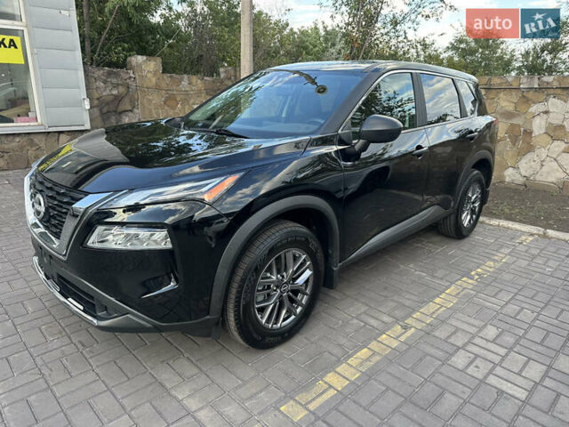 Черный Ниссан Rogue, объемом двигателя 1.5 л и пробегом 19 тыс. км за 24999 $, фото 8 на Automoto.ua