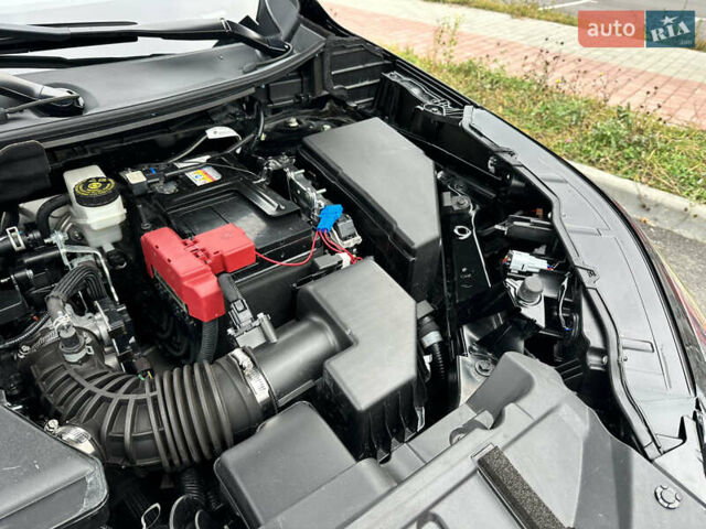 Черный Ниссан Rogue, объемом двигателя 1.5 л и пробегом 75 тыс. км за 22999 $, фото 65 на Automoto.ua