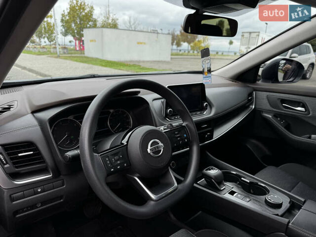 Черный Ниссан Rogue, объемом двигателя 1.5 л и пробегом 16 тыс. км за 23999 $, фото 11 на Automoto.ua