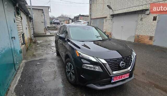 Чорний Ніссан Rogue, об'ємом двигуна 1.5 л та пробігом 90 тис. км за 20800 $, фото 10 на Automoto.ua