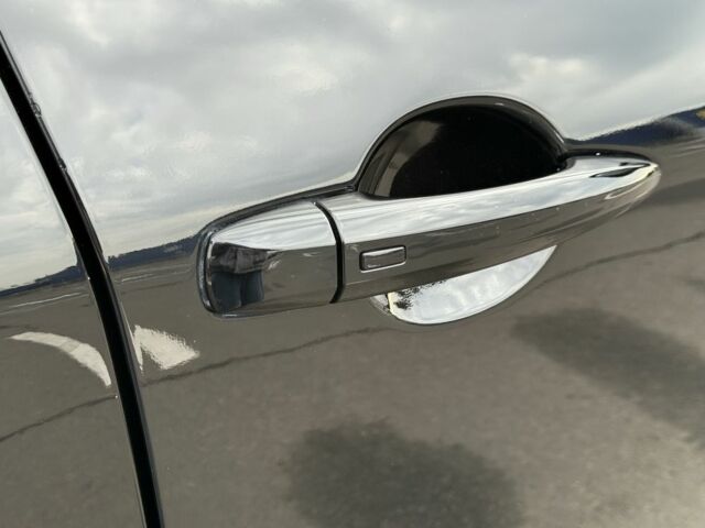 Черный Ниссан Rogue, объемом двигателя 1.5 л и пробегом 28 тыс. км за 20900 $, фото 6 на Automoto.ua