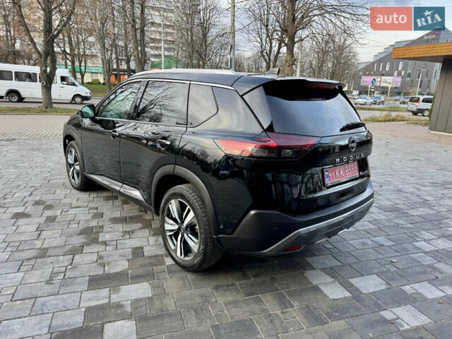 Черный Ниссан Rogue, объемом двигателя 1.5 л и пробегом 90 тыс. км за 22200 $, фото 3 на Automoto.ua
