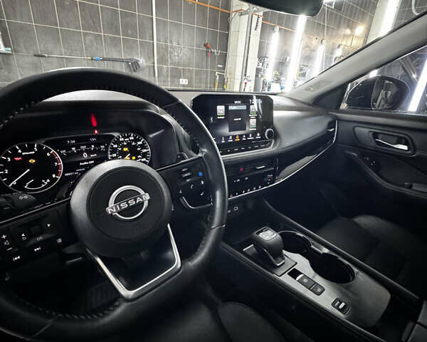 Черный Ниссан Rogue, объемом двигателя 1.5 л и пробегом 49 тыс. км за 26500 $, фото 8 на Automoto.ua