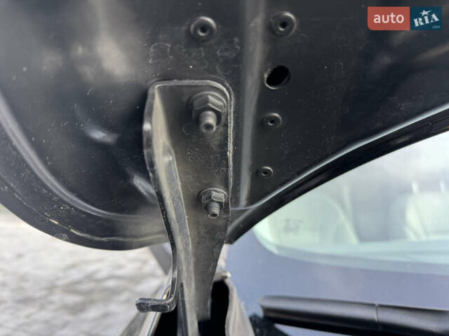 Черный Ниссан Rogue, объемом двигателя 1.5 л и пробегом 90 тыс. км за 22200 $, фото 44 на Automoto.ua