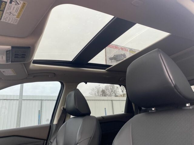 Чорний Ніссан Rogue, об'ємом двигуна 1.5 л та пробігом 31 тис. км за 25000 $, фото 7 на Automoto.ua