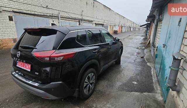 Чорний Ніссан Rogue, об'ємом двигуна 1.5 л та пробігом 90 тис. км за 20800 $, фото 9 на Automoto.ua