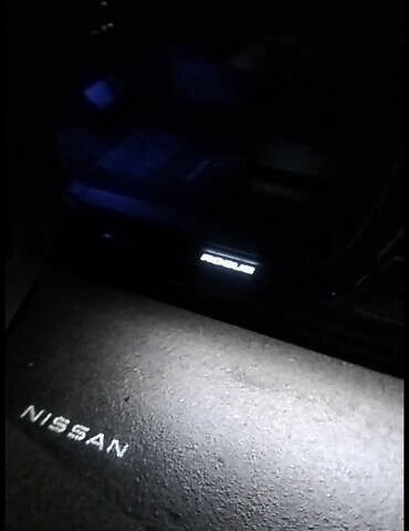 Черный Ниссан Rogue, объемом двигателя 1.5 л и пробегом 16 тыс. км за 27500 $, фото 12 на Automoto.ua