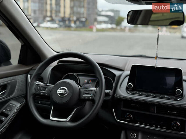 Черный Ниссан Rogue, объемом двигателя 1.5 л и пробегом 16 тыс. км за 23999 $, фото 15 на Automoto.ua