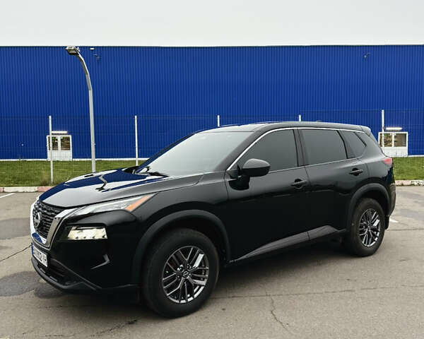 Чорний Ніссан Rogue, об'ємом двигуна 1.5 л та пробігом 84 тис. км за 22500 $, фото 3 на Automoto.ua