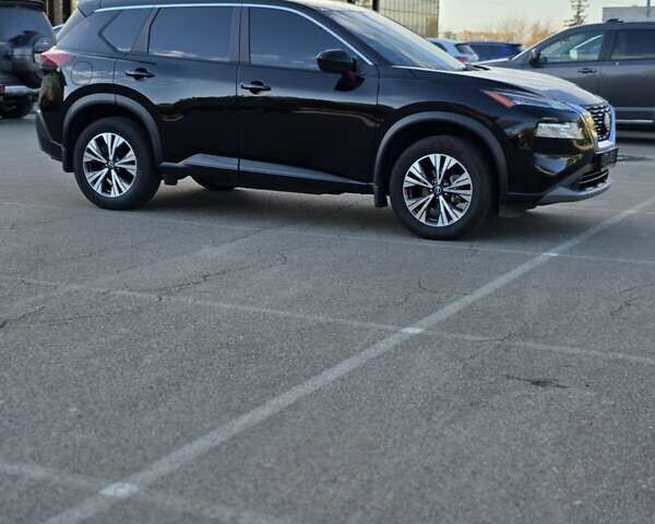 Черный Ниссан Rogue, объемом двигателя 1.5 л и пробегом 31 тыс. км за 22500 $, фото 5 на Automoto.ua