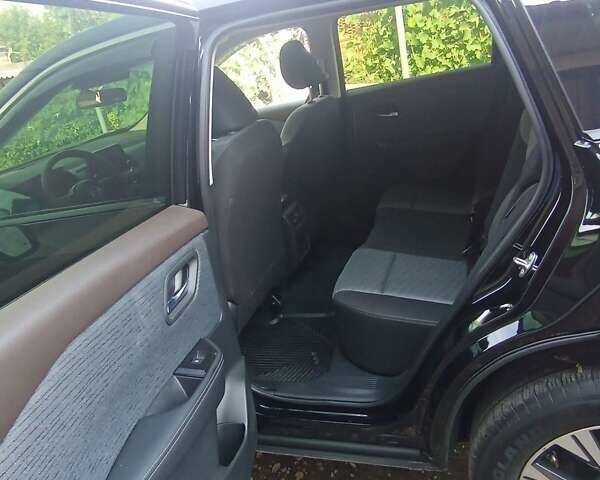 Чорний Ніссан Rogue, об'ємом двигуна 0 л та пробігом 16 тис. км за 20500 $, фото 4 на Automoto.ua