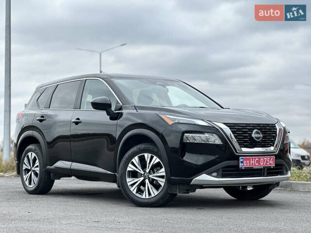 Черный Ниссан Rogue, объемом двигателя 1.5 л и пробегом 75 тыс. км за 22999 $, фото 10 на Automoto.ua
