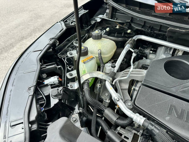 Черный Ниссан Rogue, объемом двигателя 1.5 л и пробегом 75 тыс. км за 22999 $, фото 64 на Automoto.ua