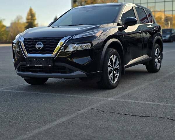 Черный Ниссан Rogue, объемом двигателя 1.5 л и пробегом 31 тыс. км за 22500 $, фото 10 на Automoto.ua