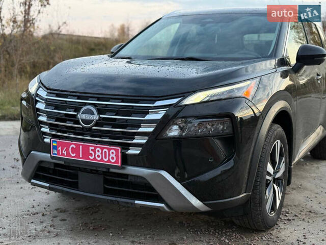 Ниссан Rogue 2024 в Киеве на Automoto.ua Черный Ниссан Rogue, объемом двигателя 1.5 л и пробегом 1 тыс. км за 27500 $, фото 3 на Automoto.ua