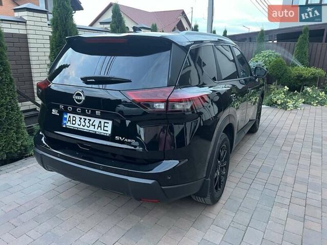 Черный Ниссан Rogue, объемом двигателя 1.5 л и пробегом 4 тыс. км за 30500 $, фото 4 на Automoto.ua