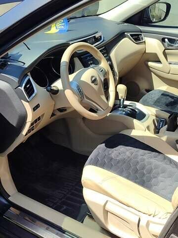 Коричневый Ниссан Rogue, объемом двигателя 2.5 л и пробегом 305 тыс. км за 12700 $, фото 9 на Automoto.ua