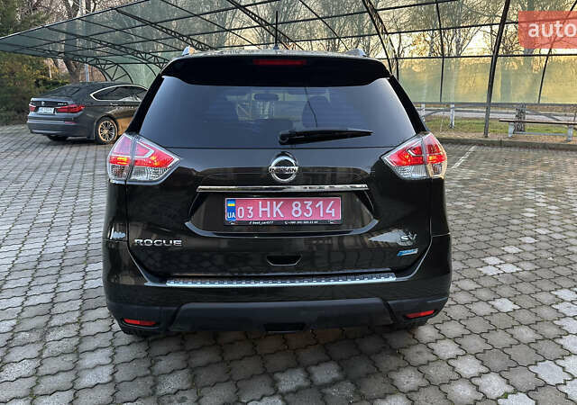 Коричневый Ниссан Rogue, объемом двигателя 2.5 л и пробегом 136 тыс. км за 13300 $, фото 5 на Automoto.ua