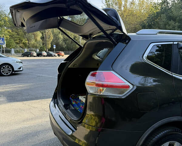 Ниссан Rogue 2016 в Полтаве на Automoto.ua Коричневый Ниссан Rogue, объемом двигателя 2.5 л и пробегом 190 тыс. км за 14500 $, фото 15 на Automoto.ua