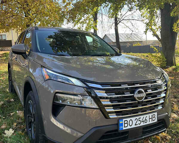 Коричневий Ніссан Rogue, об'ємом двигуна 1.5 л та пробігом 42 тис. км за 23700 $, фото 2 на Automoto.ua